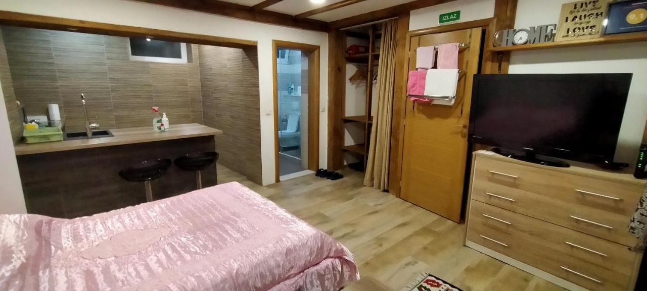 Apartments Alifakovac Сараево Екстериор снимка